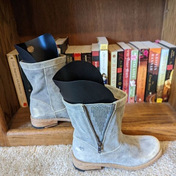 FELMINI anthropologie cream and taupe leather booties stuffed zip side euc sz 37 - Picture 2 of 8